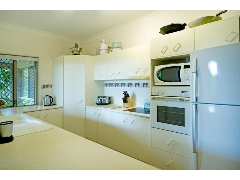 25 Erindale Court, Helensvale QLD 4212