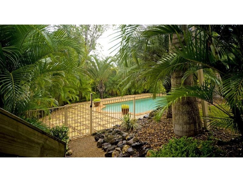 25 Erindale Court, Helensvale QLD 4212