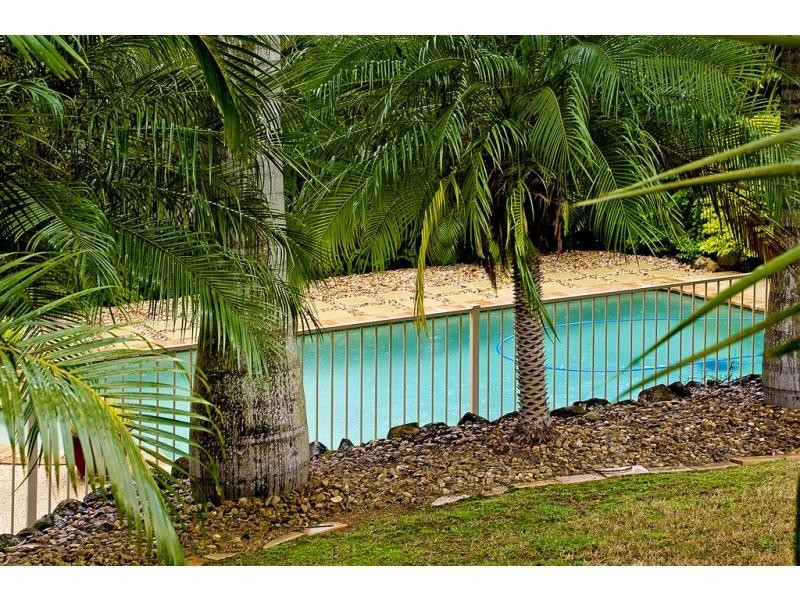 25 Erindale Court, Helensvale QLD 4212