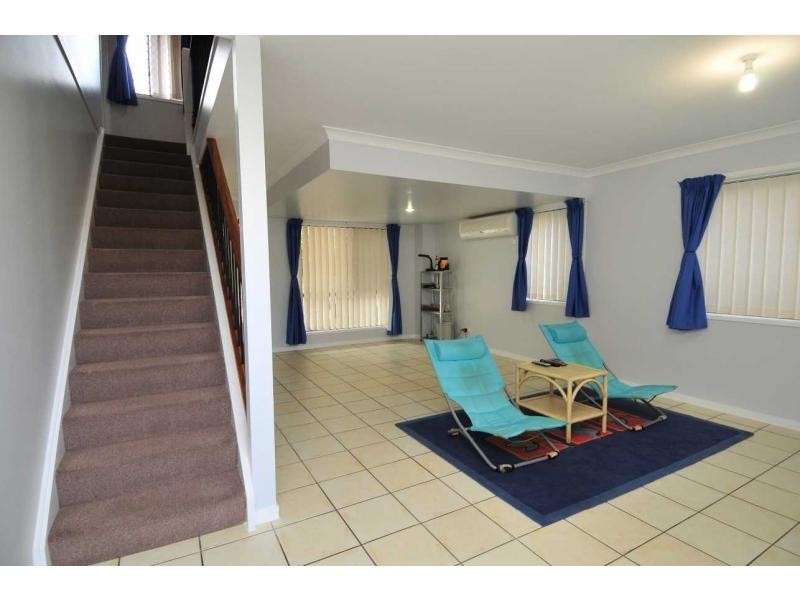 141 Pacific Pines Boulevard, Pacific Pines QLD 4211