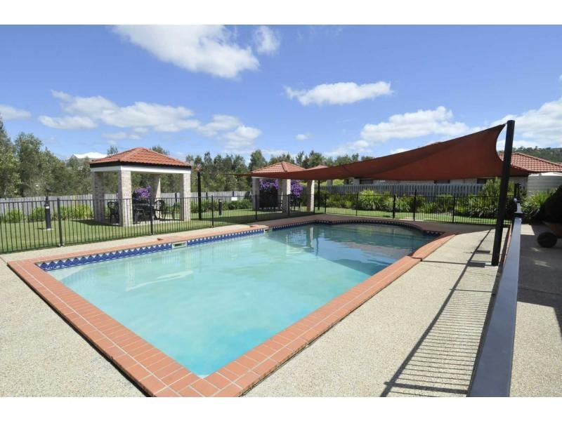 141 Pacific Pines Boulevard, Pacific Pines QLD 4211