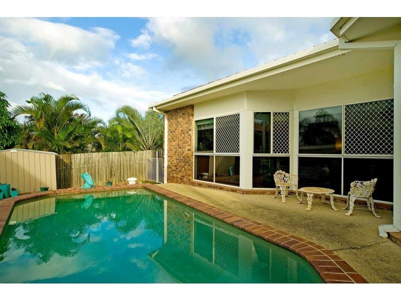 5 Glendale Court, Helensvale QLD 4212