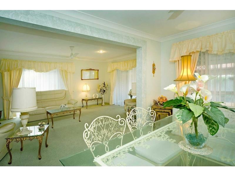 5 Glendale Court, Helensvale QLD 4212