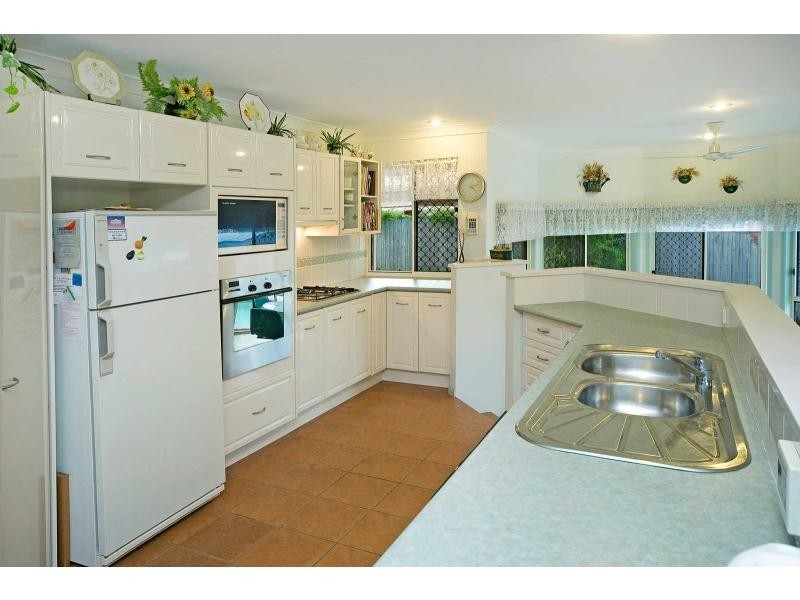 5 Glendale Court, Helensvale QLD 4212