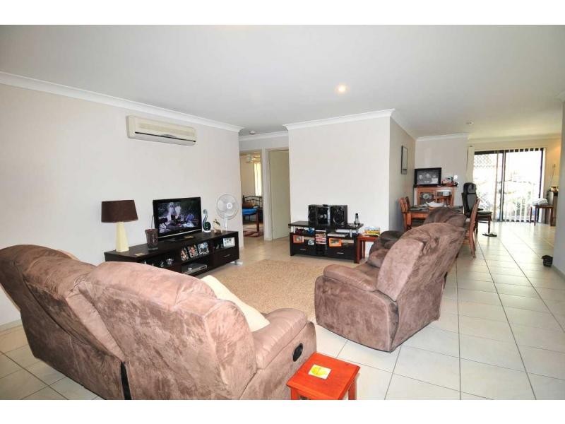 136 Pacific Pines Boulevard, Pacific Pines QLD 4211