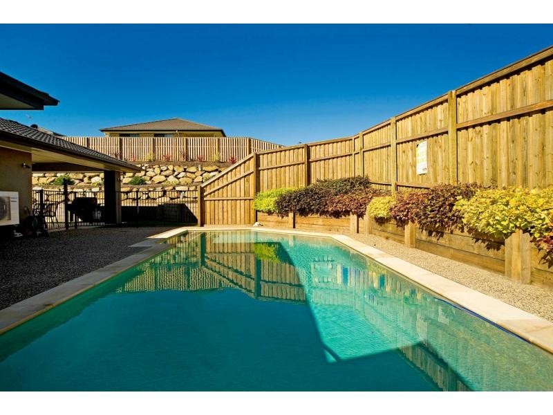 Pacific Pines QLD 4211