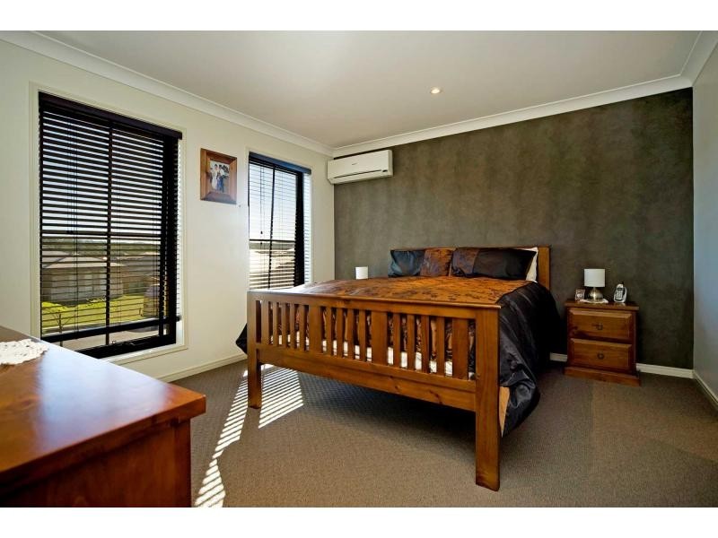 Pacific Pines QLD 4211