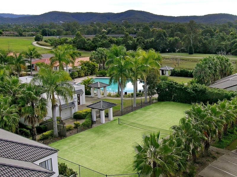 307/64 Gilston Road, Nerang QLD 4211