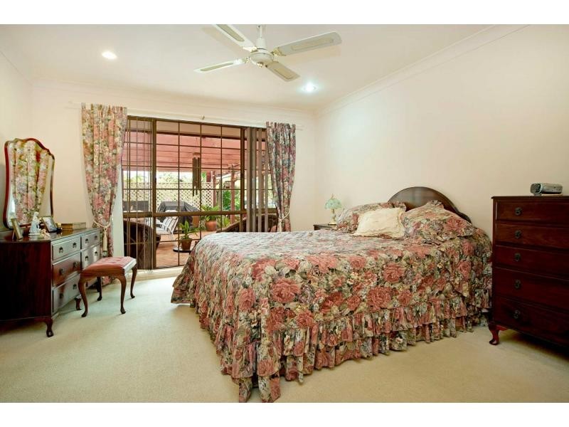 6 Gosford Court, Helensvale QLD 4212