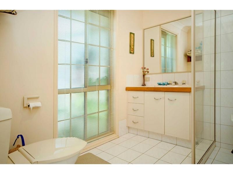 6 Gosford Court, Helensvale QLD 4212