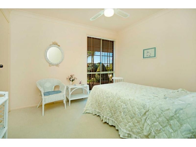 6 Gosford Court, Helensvale QLD 4212