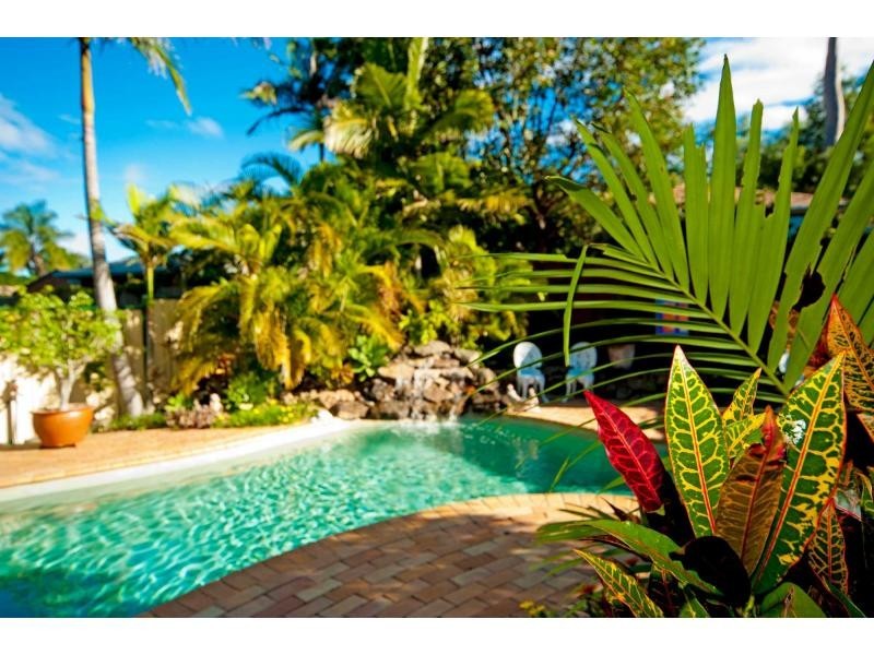 6 Gosford Court, Helensvale QLD 4212