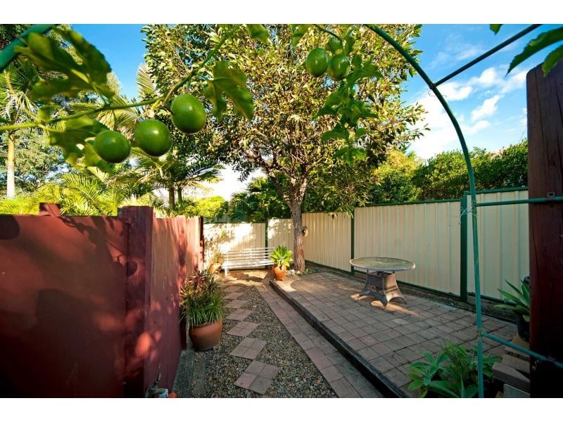 6 Gosford Court, Helensvale QLD 4212