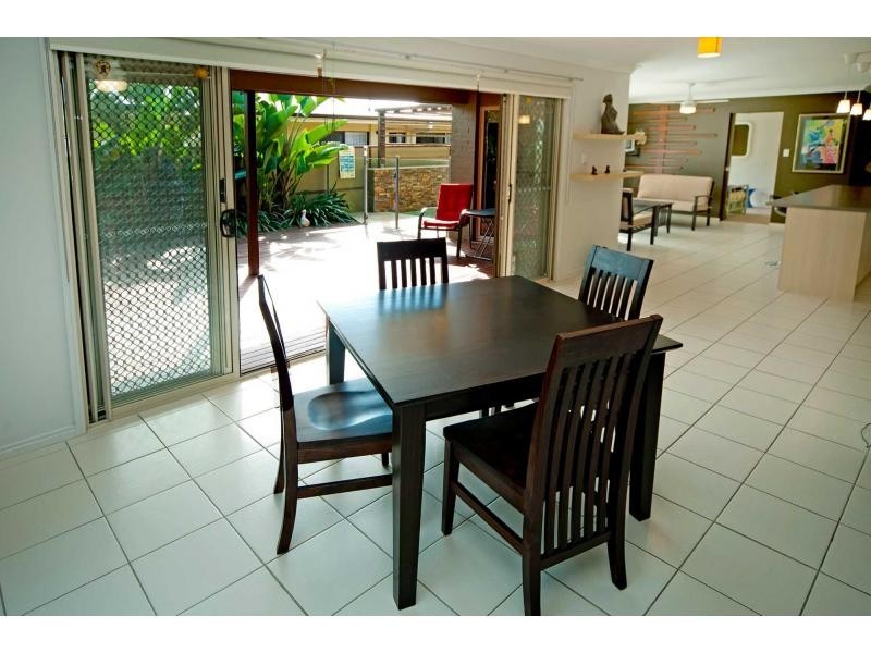 19 Tennant Street, Pacific Pines QLD 4211