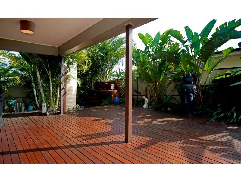 19 Tennant Street, Pacific Pines QLD 4211