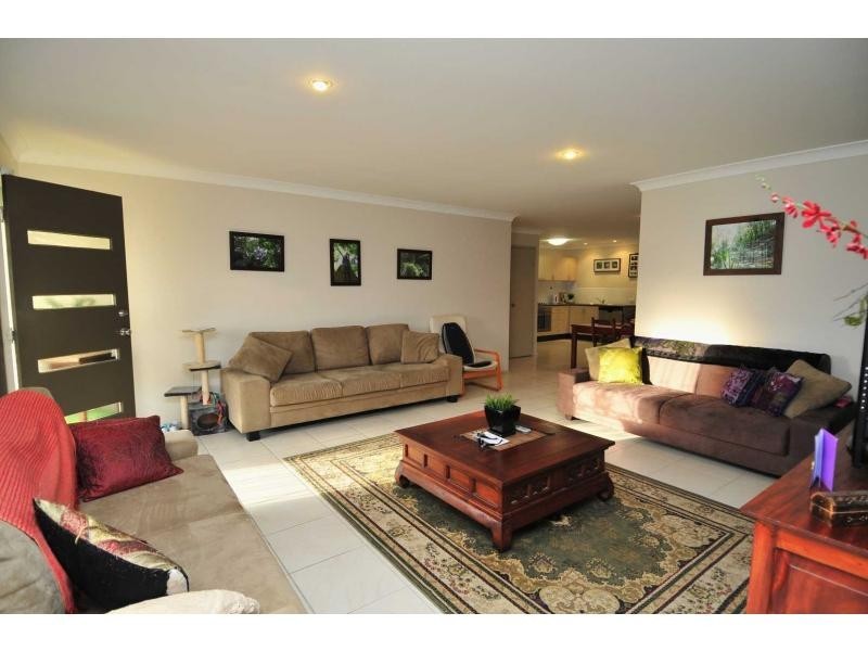 12/136 Pacific Pines Boulevard, Pacific Pines QLD 4211