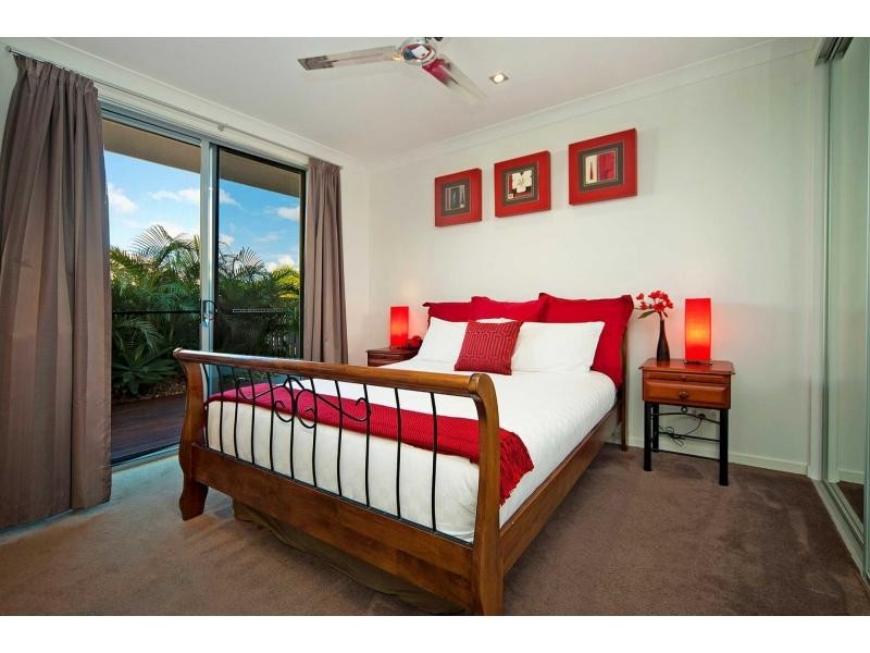 9 Buccaneer Way, Coomera Waters QLD 4209