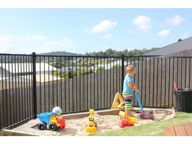 69 Burnside Road, Burnside QLD 4560