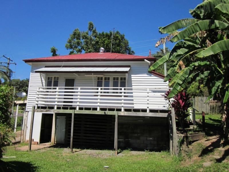 19 Park Road, Nambour QLD 4560