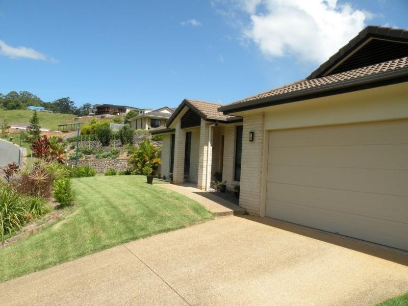 68 Plantation Rise Drive, Woombye QLD 4559