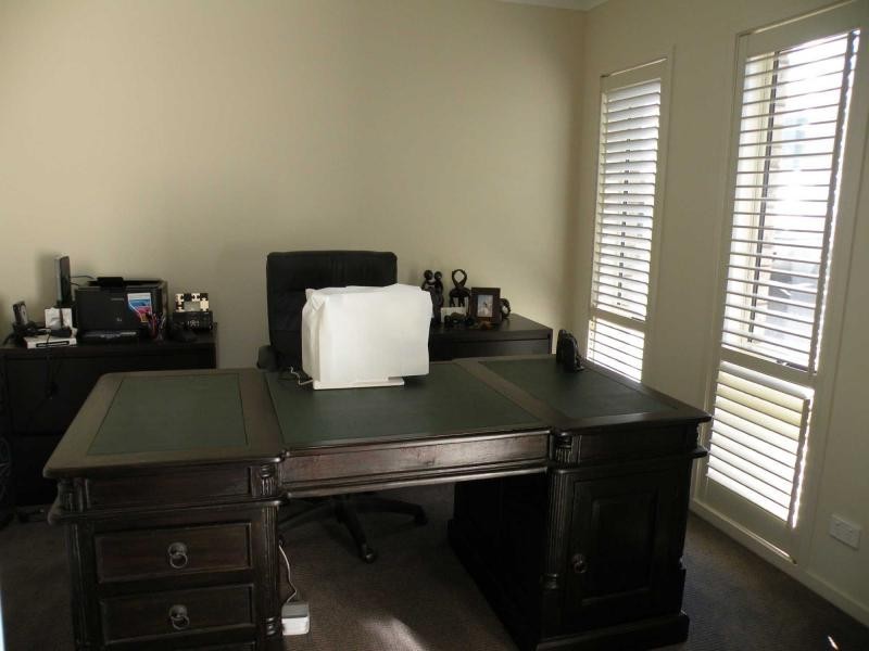 24 Moss Day Place, Burnside QLD 4560