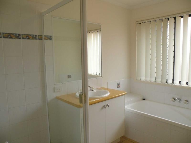 90 Glenfields Boulevard, Mountain Creek QLD 4557