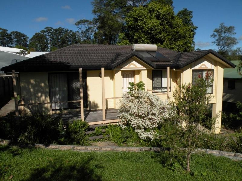 26 Kooralbyn Court, Nambour QLD 4560