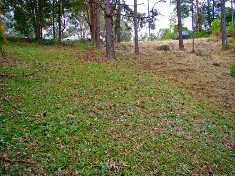 80 Panorama Drive, Nambour QLD 4560