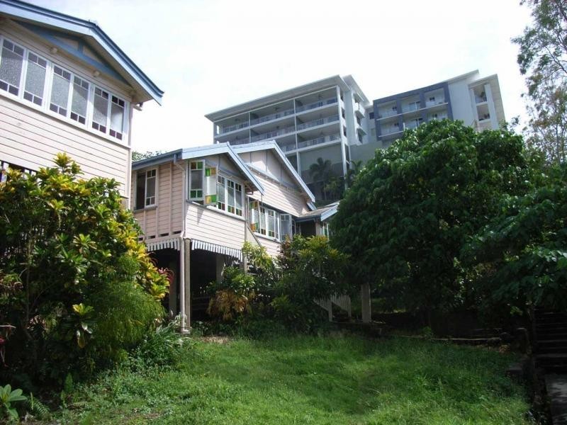20 Hale Street, Townsville City QLD 4810
