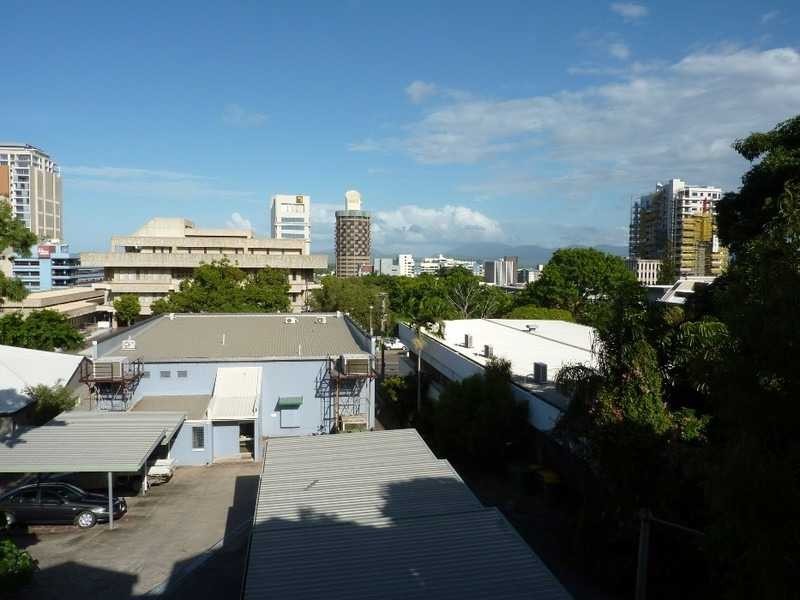20 Hale Street, Townsville City QLD 4810