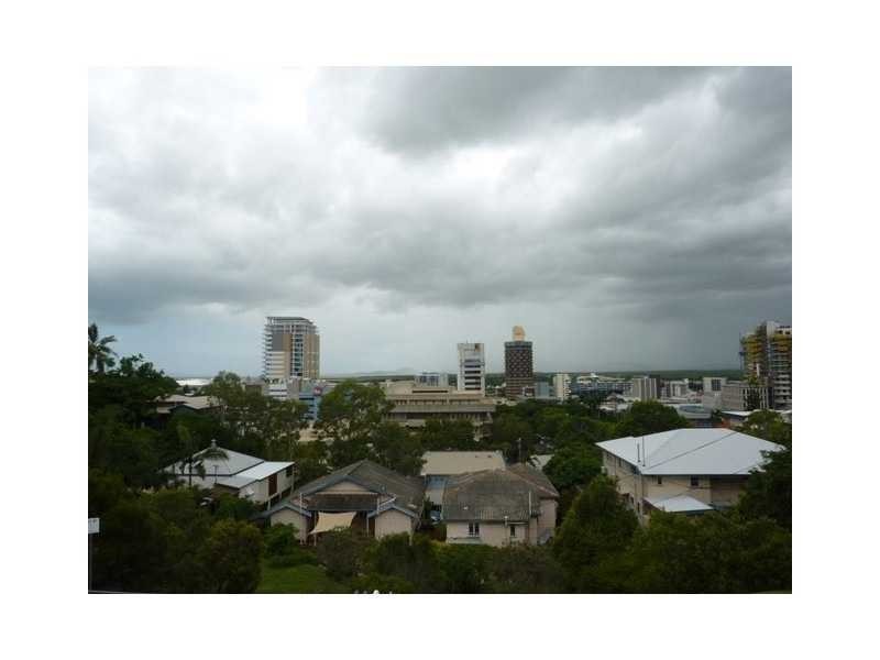 20 Hale Street, Townsville City QLD 4810