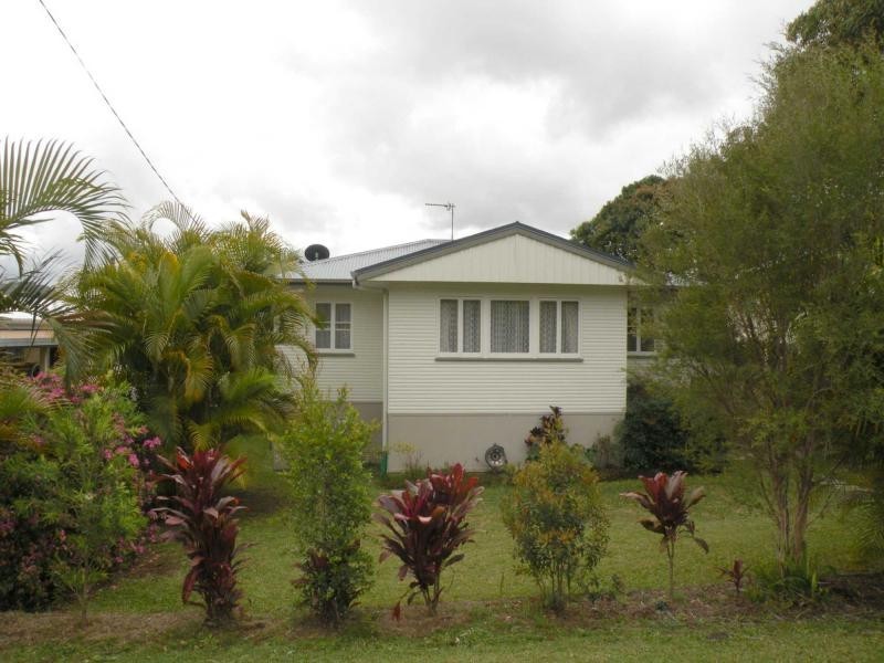 20 Mary Street, Nambour QLD 4560