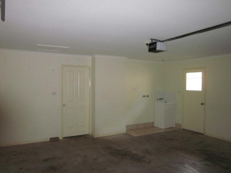 17 Yvonne Street, Nambour QLD 4560