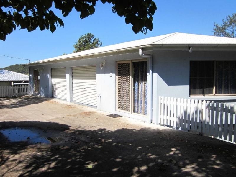 Duplex 2/59 Blackall Terrace, Nambour QLD 4560