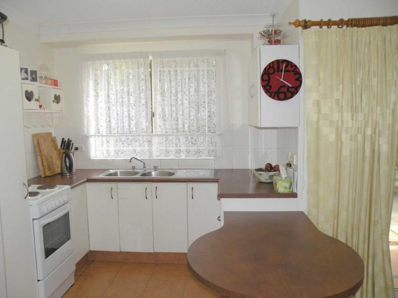 Unit 2/5 Vernon Street, Nambour QLD 4560