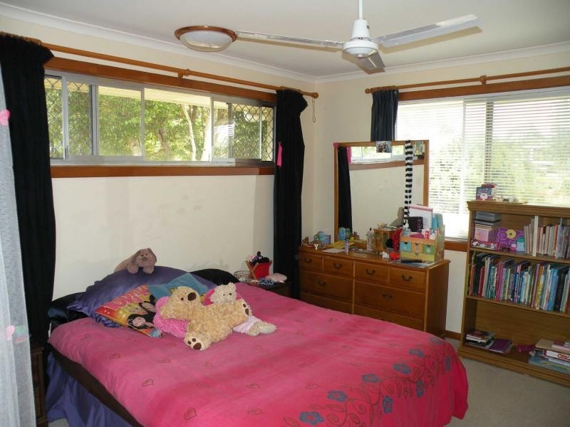 12 Argyle Crescent, Nambour QLD 4560