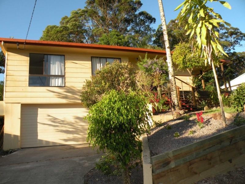 15 Tallangatta Street, Nambour QLD 4560