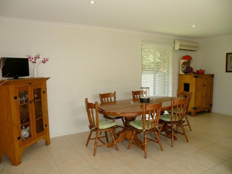 10 Killarney Crescent, Nambour QLD 4560