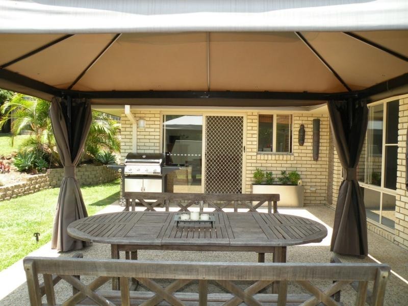 10 Killarney Crescent, Nambour QLD 4560