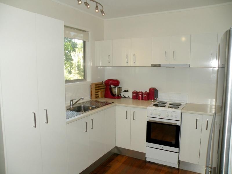 4 Amaroo Avenue, Nambour QLD 4560