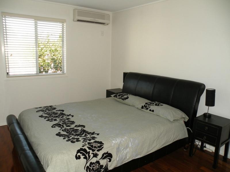 4 Amaroo Avenue, Nambour QLD 4560