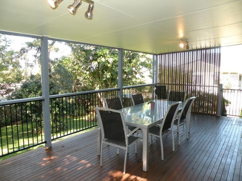 4 Amaroo Avenue, Nambour QLD 4560