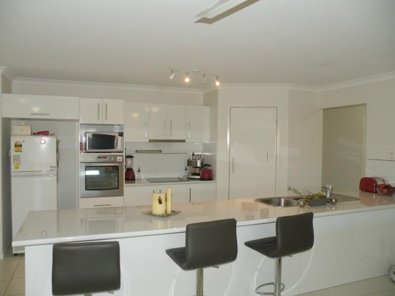 13 Rod Smith Drive, Nambour QLD 4560