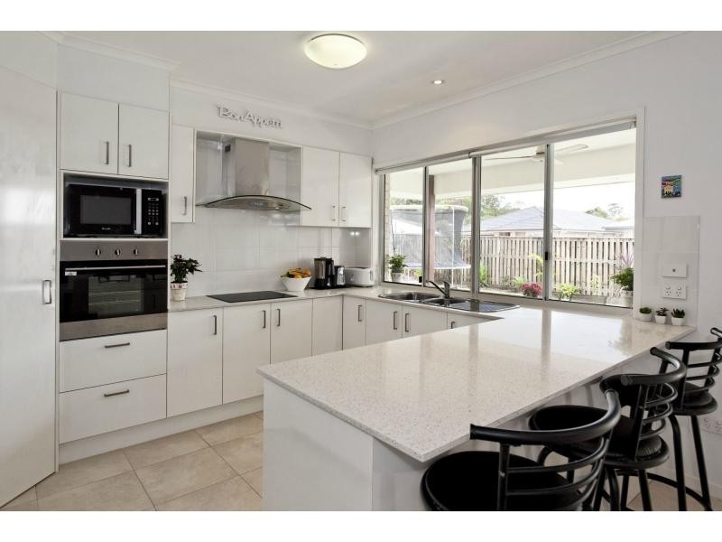 3 Griffin Place, Coes Creek QLD 4560