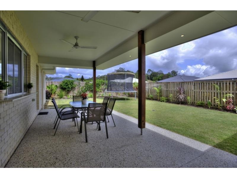 3 Griffin Place, Coes Creek QLD 4560