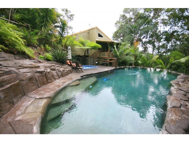 29 Bartlett Street, Nambour QLD 4560