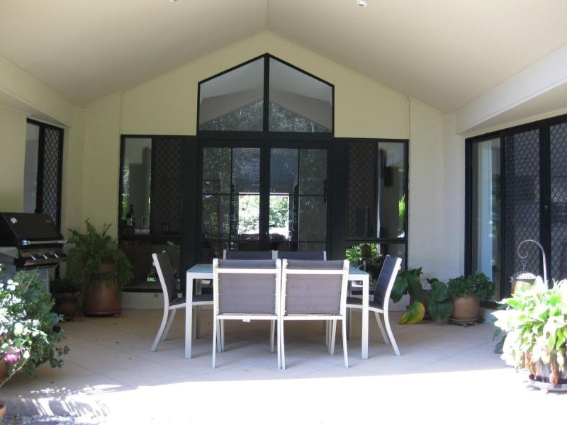 2 Flame Tree Court, Palmwoods QLD 4555