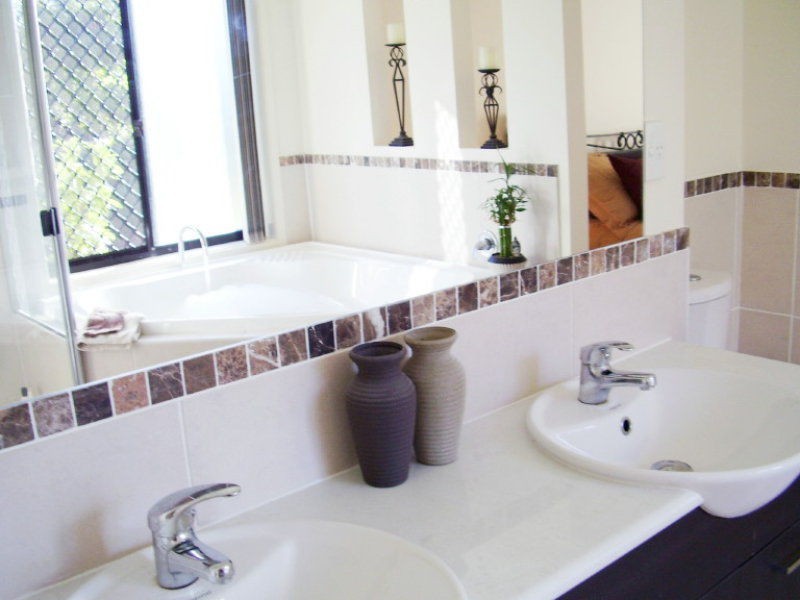 2 Flame Tree Court, Palmwoods QLD 4555
