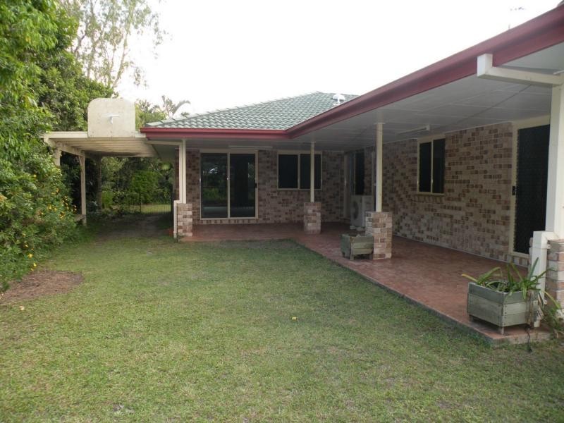 39 Garden Vale Drive, Nambour QLD 4560