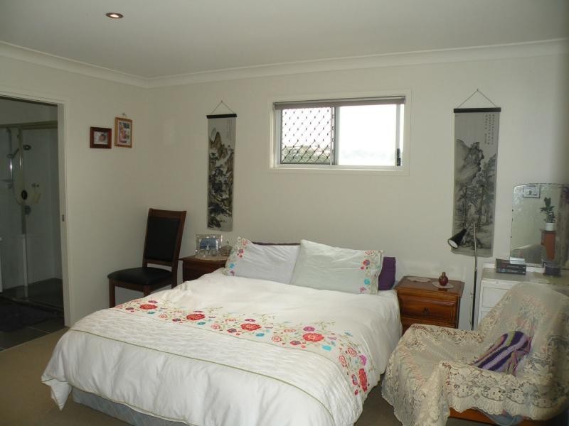 Burnside QLD 4560